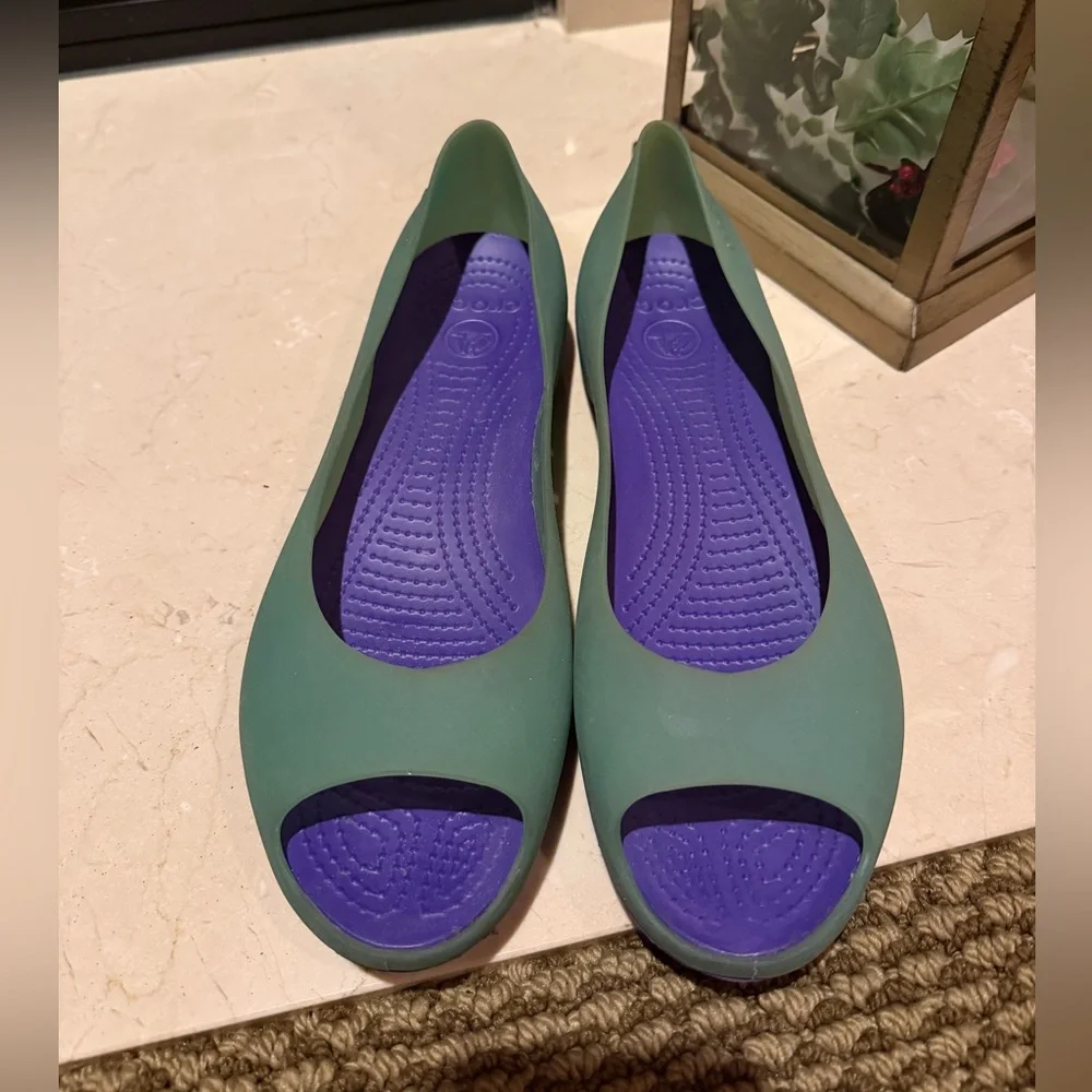 Crocs Carlie Ballet Flats Green/Purple Size 10 Women’s